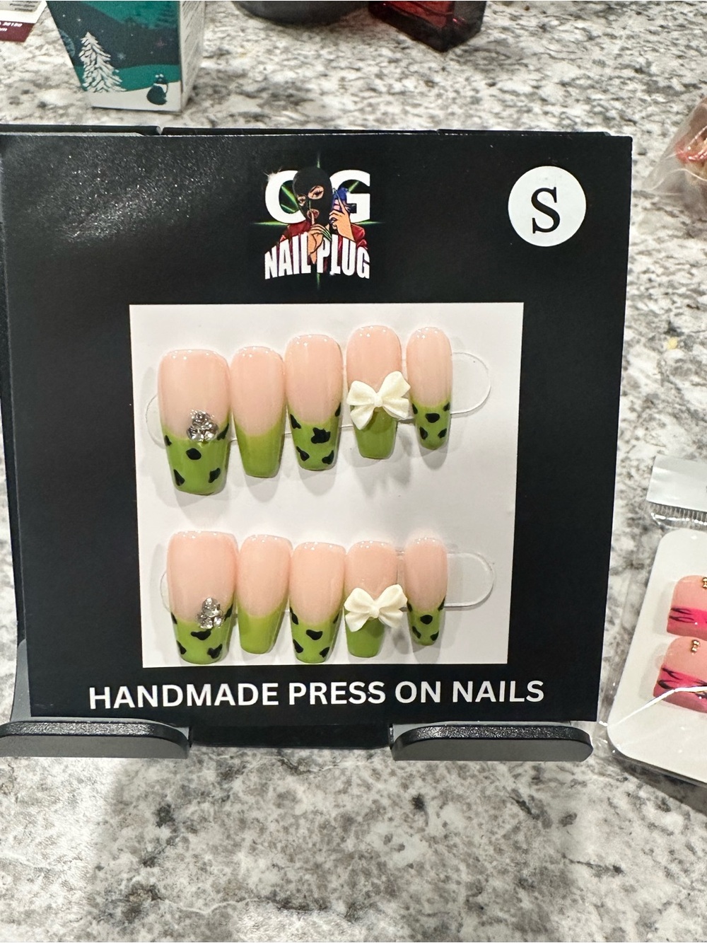 Handmade Press-On Nails - Nude & Green with Bow Accent (S)